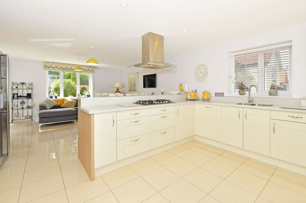 Property photo 2 of 49 Kitchen