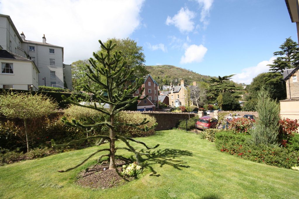 Additional image 9 of 1 bed flat for saleVictoria Road, Malvern, Worcestershire WR14