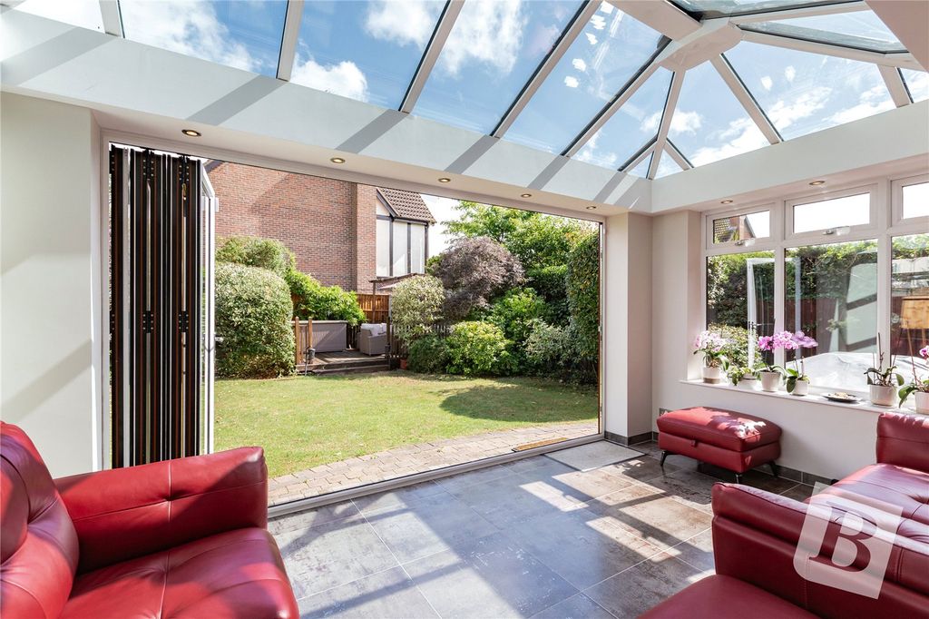 Property photo 2 of 15 Orangery