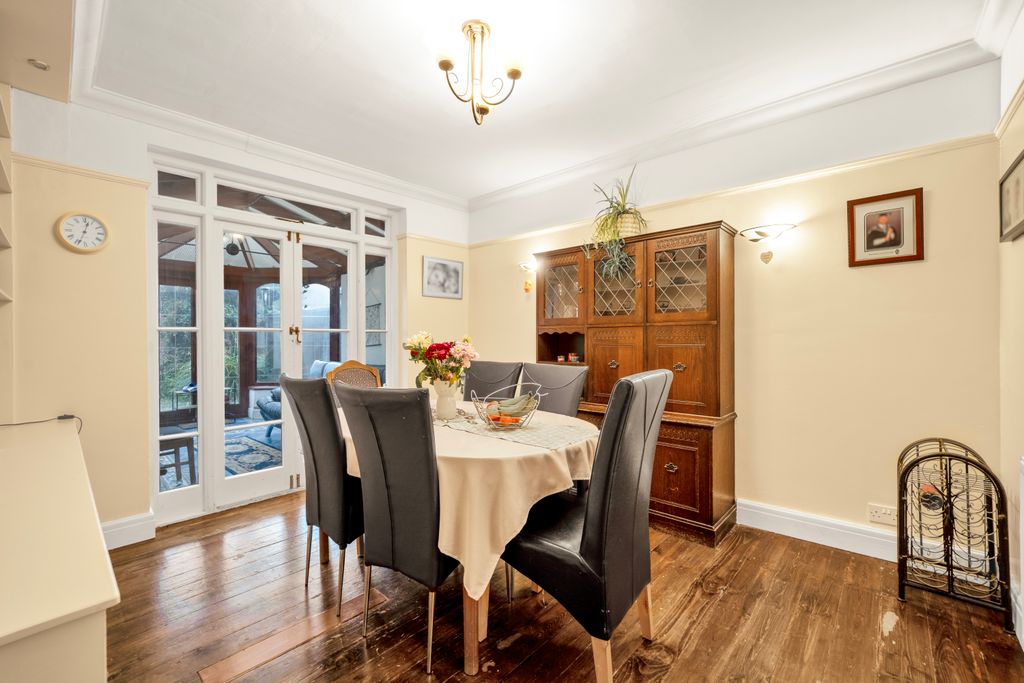 Property photo 3 of 14 Dsc09989