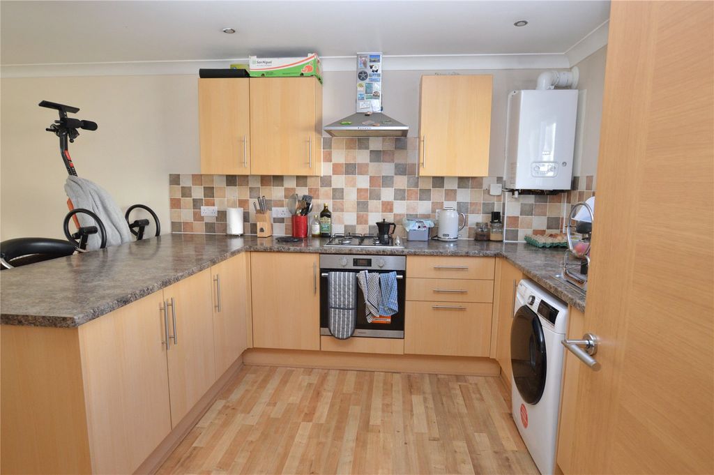 Property photo 2 of 13 Picture No. 23