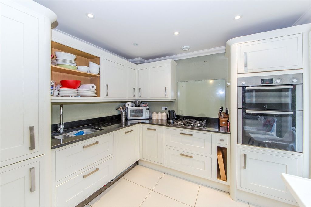 Property photo 3 of 10 Picture No. 04