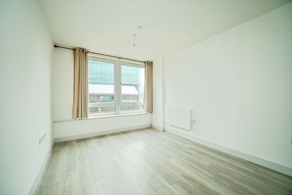 Property photo 2 of 15 Pbox-Img.Jpg