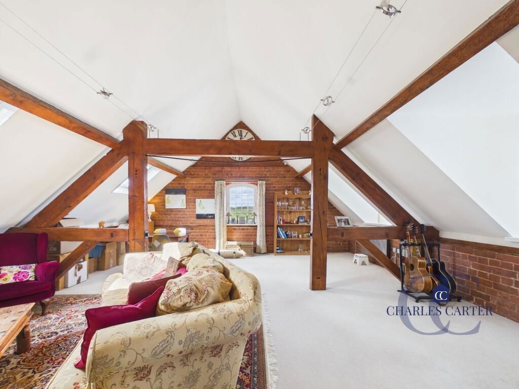 Property photo 3 of 31