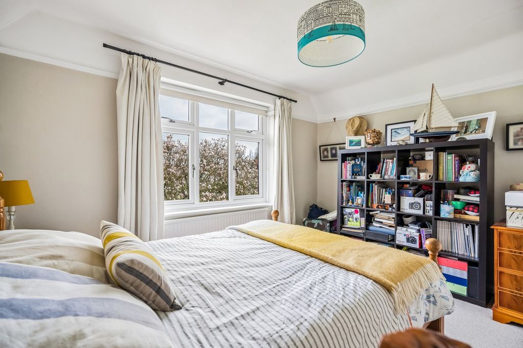Additional image 12 of 3 bed detached house for saleSt James Walk, Richings Park, Iver SL0