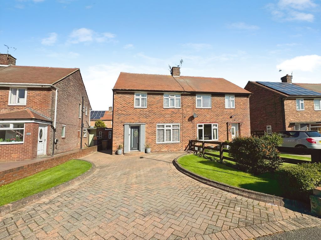 Property photo 1 of 17 Photo 9