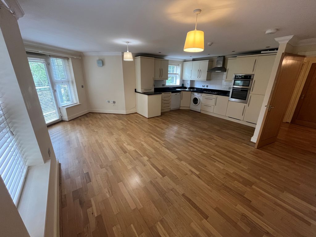 Property photo 2 of 10 5