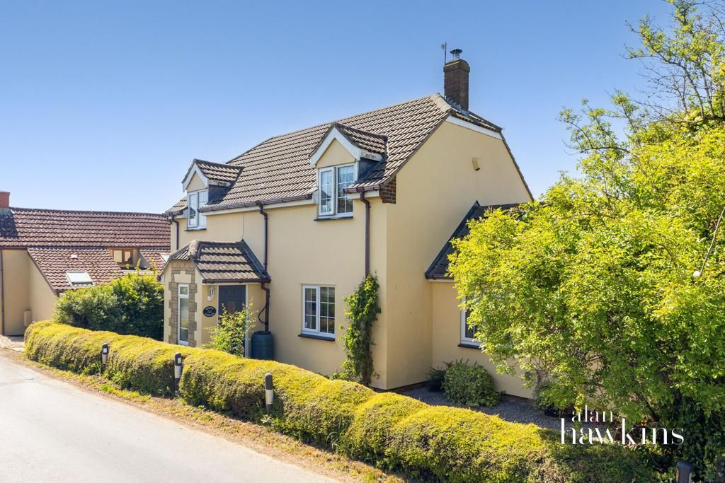 Property photo 1 of 21 Front