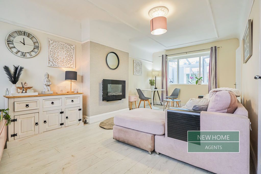 Property photo 3 of 31 Photo 27