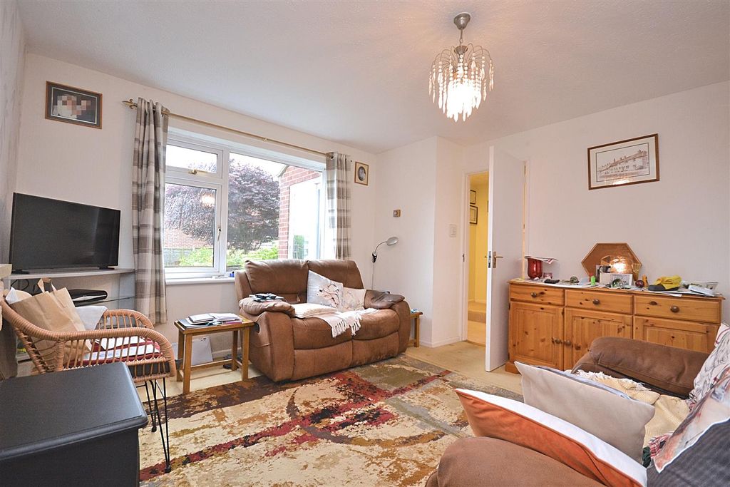 Property photo 2 of 12 25 (6).Png