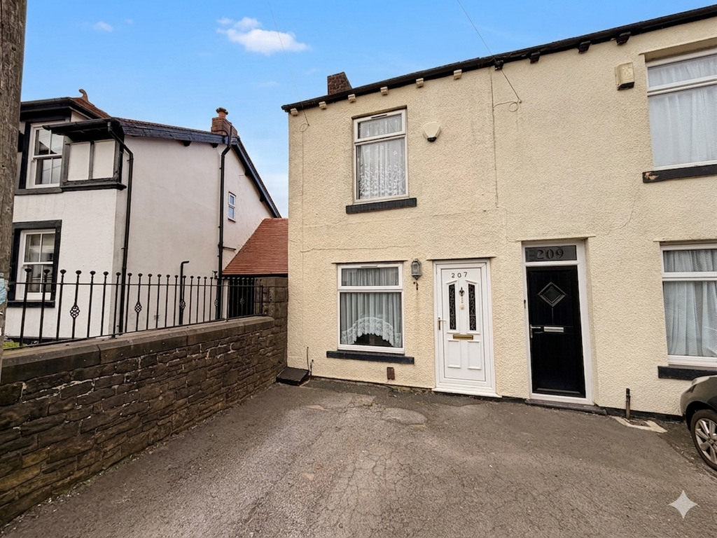 Property photo 1 of 19 Photograph