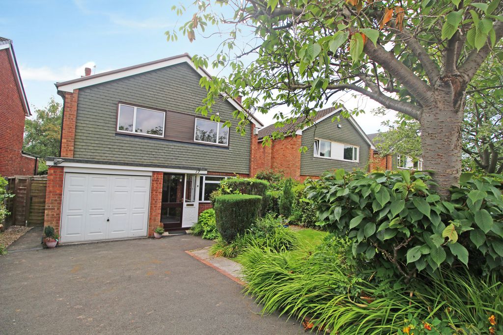 Property photo 1 of 12