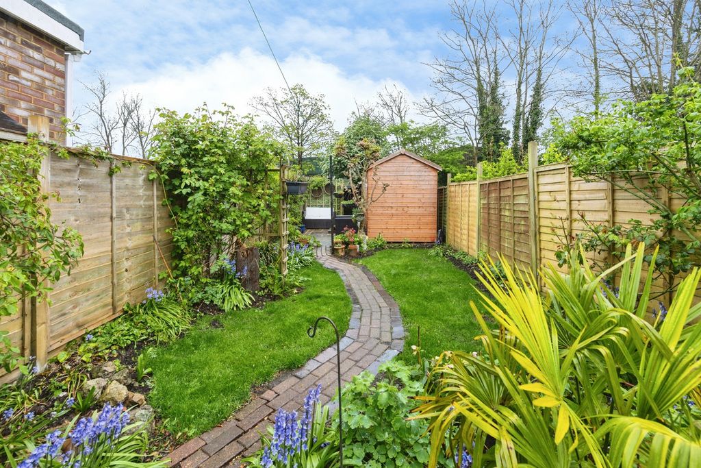 Property photo 3 of 21