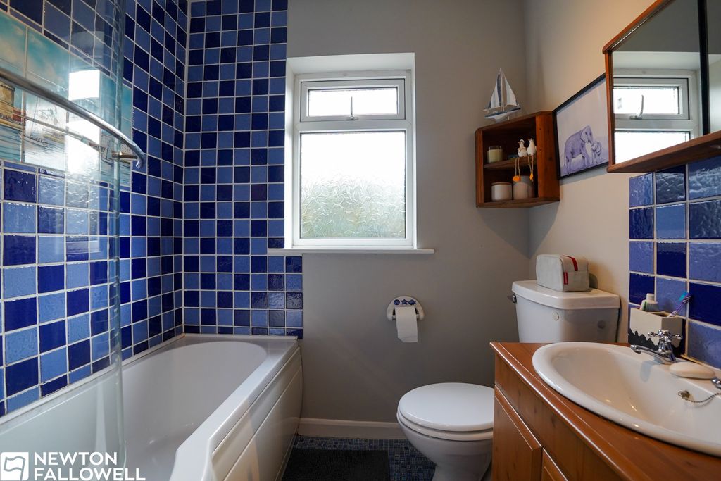 Property photo 3 of 20