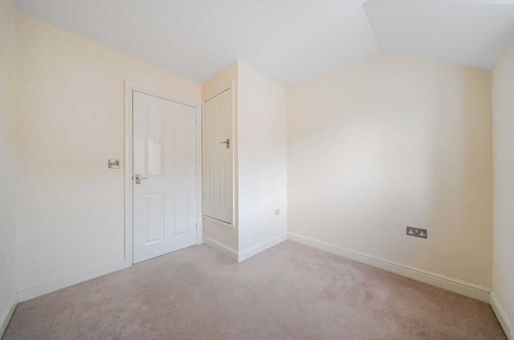 Additional image 15 of 3 bed semi-detached house for saleOaklands Park, Newtown, Powys SY16