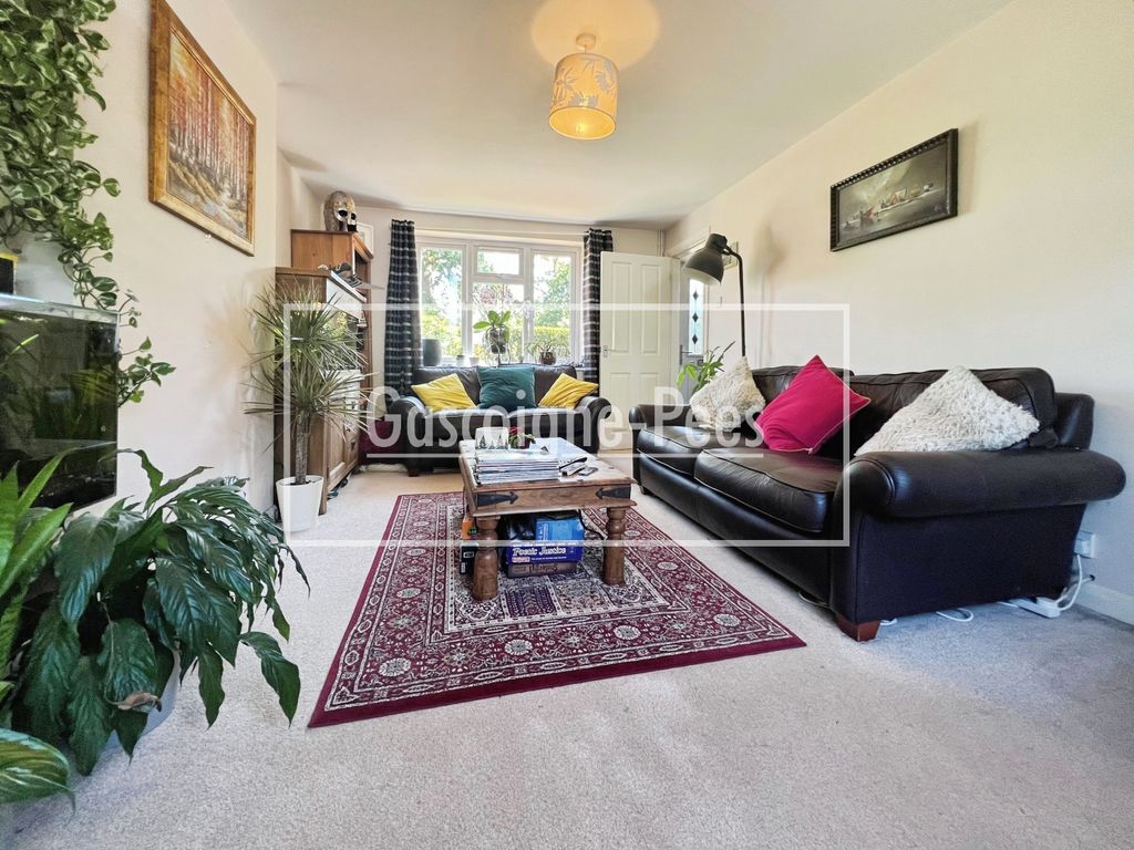 Property photo 2 of 14