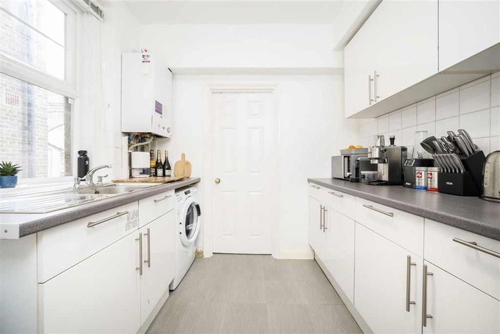 Property photo 3 of 4