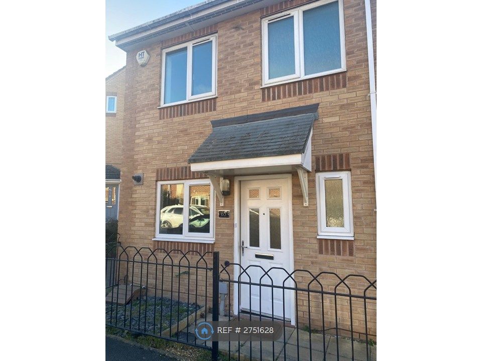 Property photo 2 of 25 Entrance