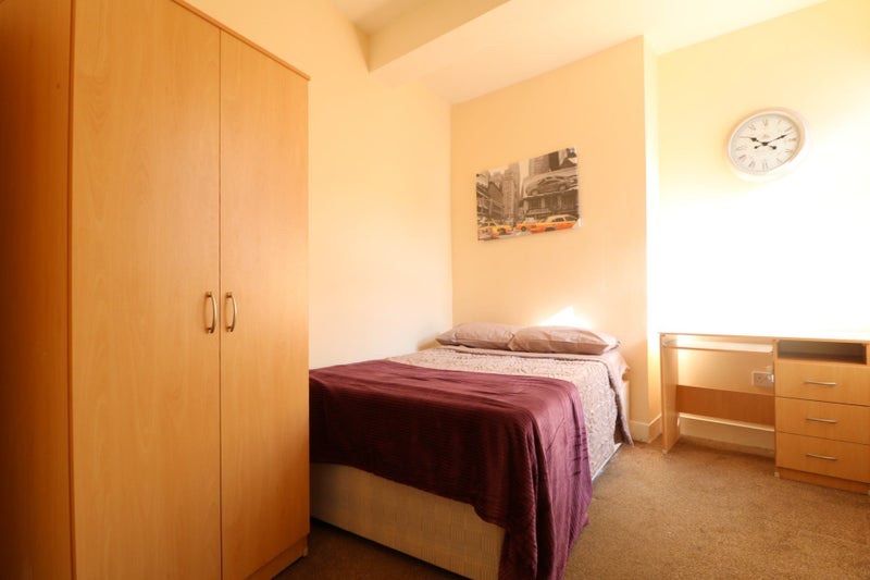 Property photo 2 of 4