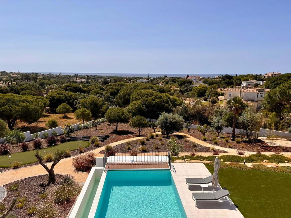 Property photo 2 of 30