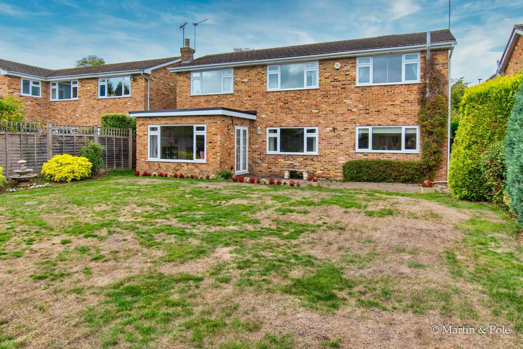 Property photo 2 of 19