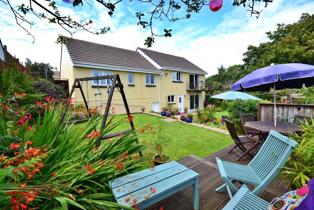Property photo 3 of 29 7.Jpg