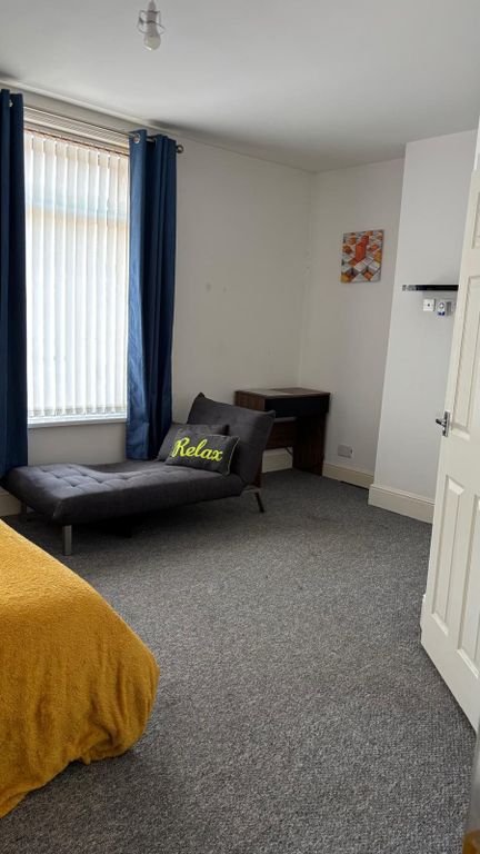 Property photo 3 of 4