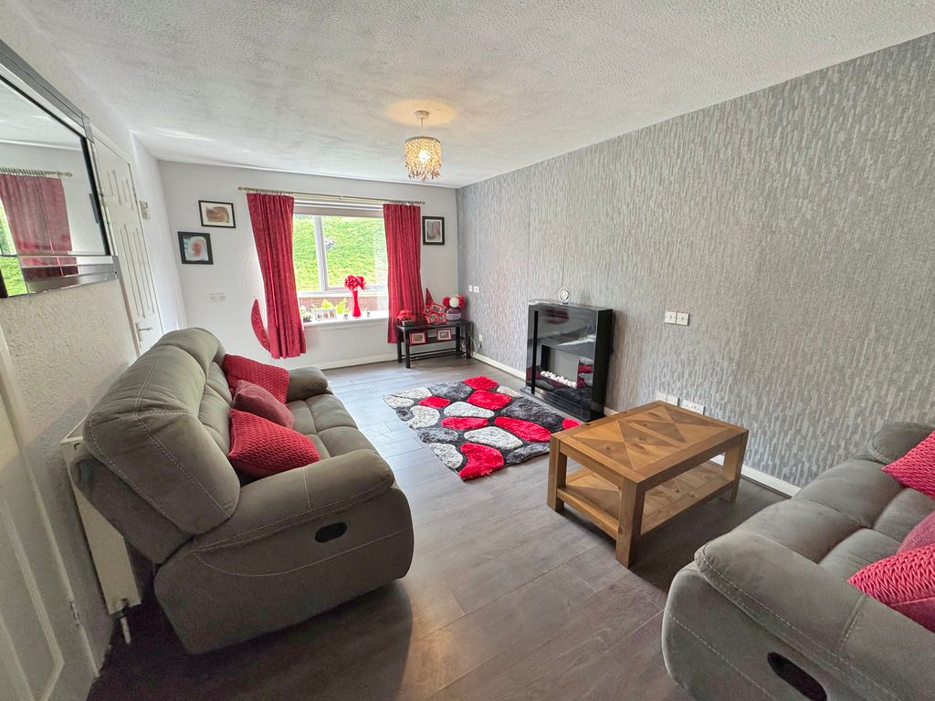 Property photo 2 of 13 Photo 8