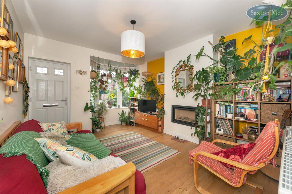 Property photo 2 of 23 428 Springvale Rd - Louge 2937.Jpg