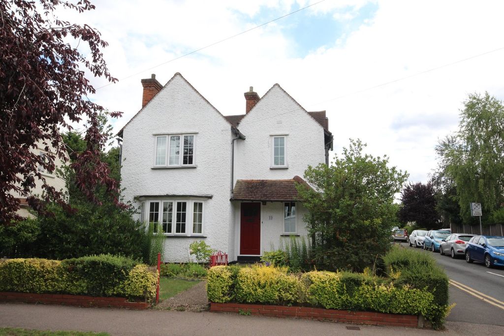 Property photo 1 of 20