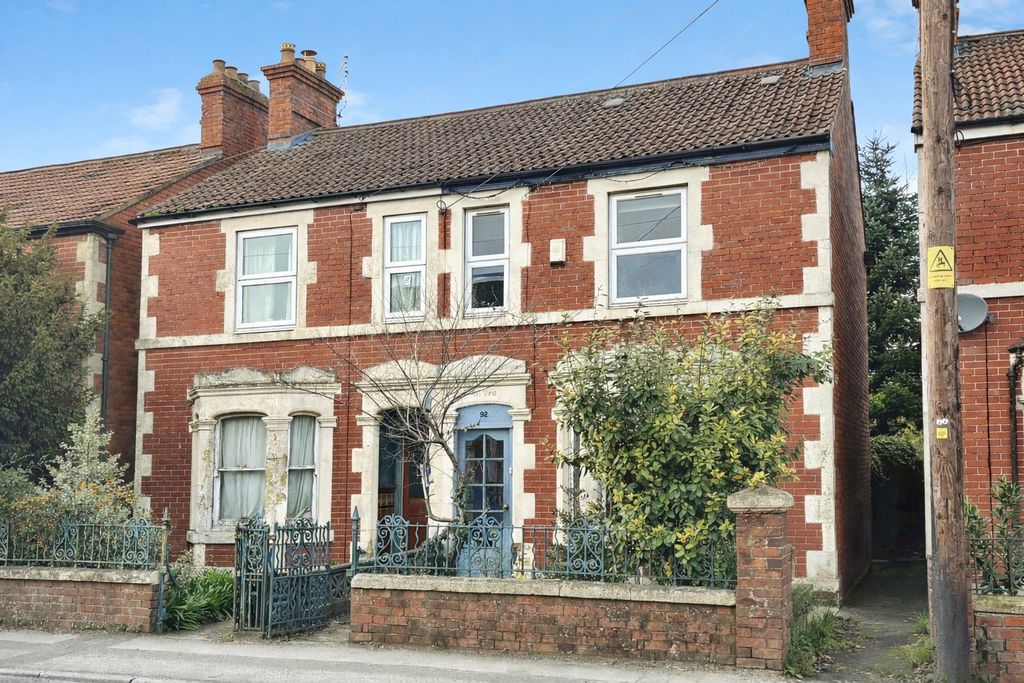 Property photo 1 of 28 Picture No. 32