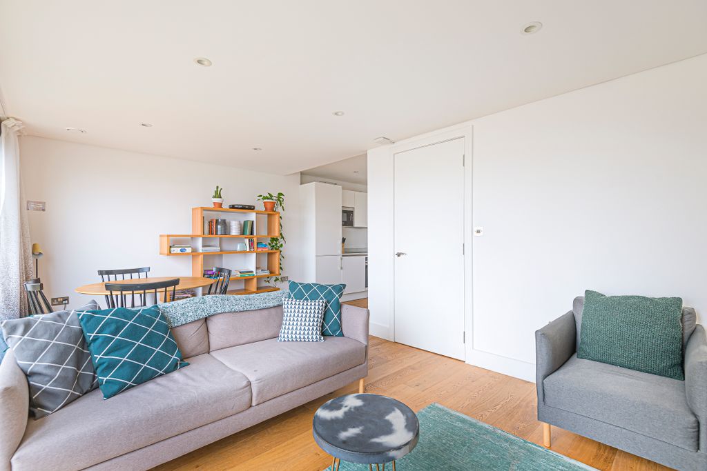 Property photo 3 of 10 556072 (2)