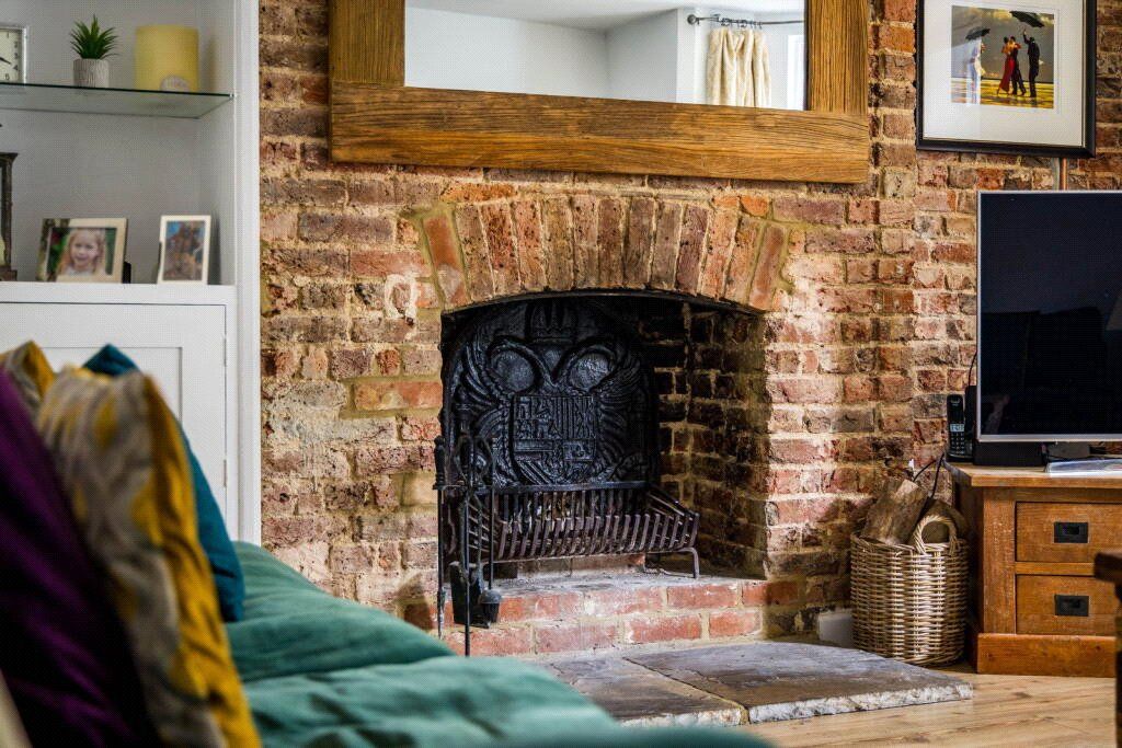 Additional image 5 of 2 bed flat for saleGuildford, Surrey GU1