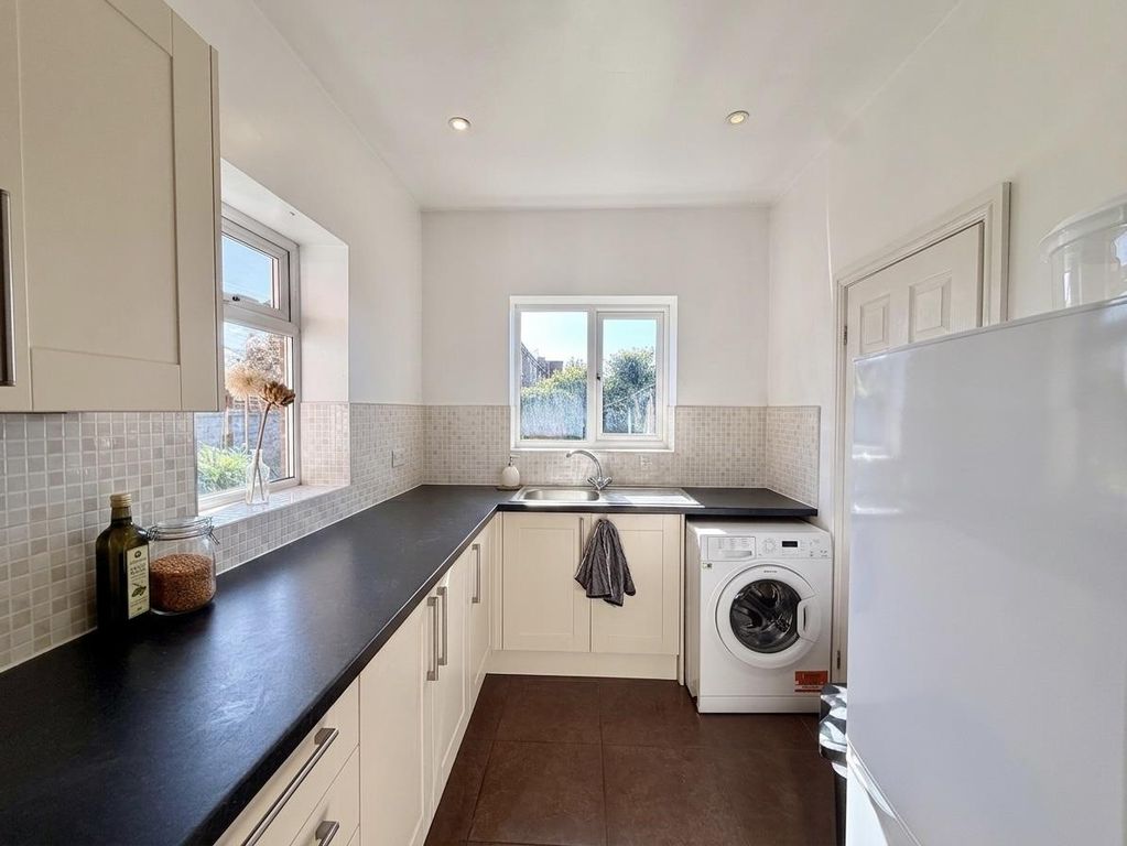 Property photo 3 of 17 3