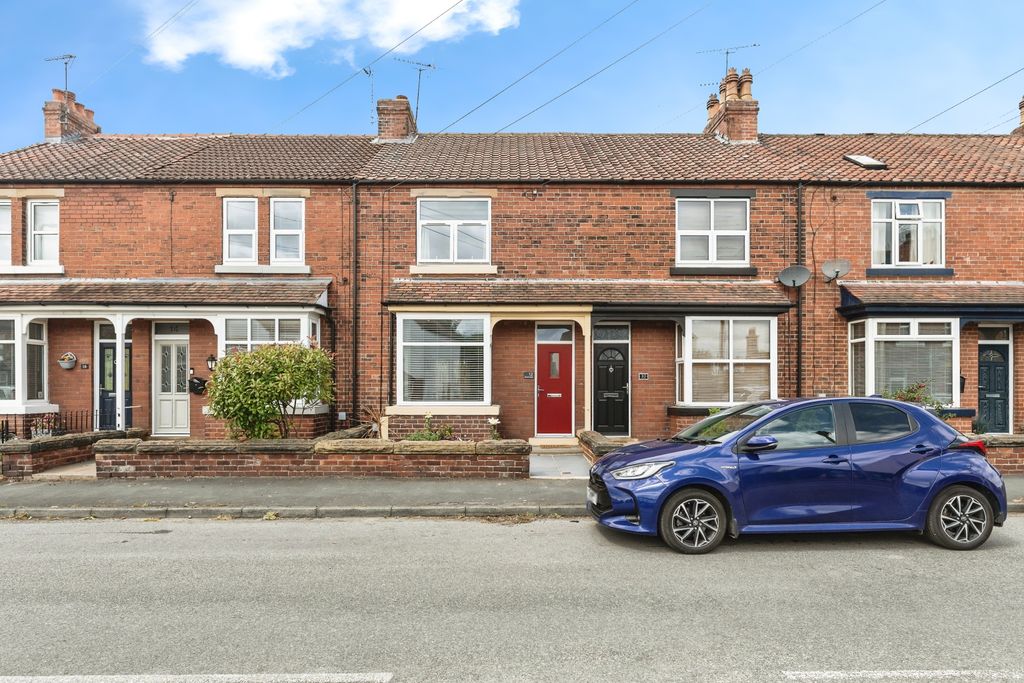 Property photo 2 of 16