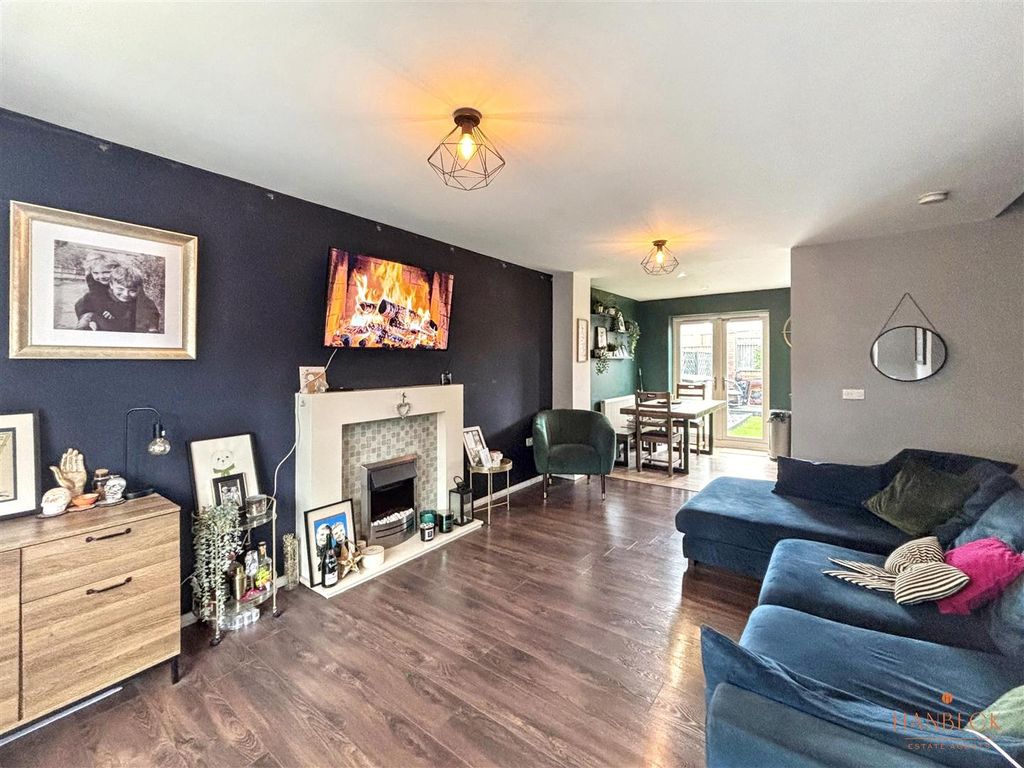 Property photo 3 of 16 Img_4419.Jpg