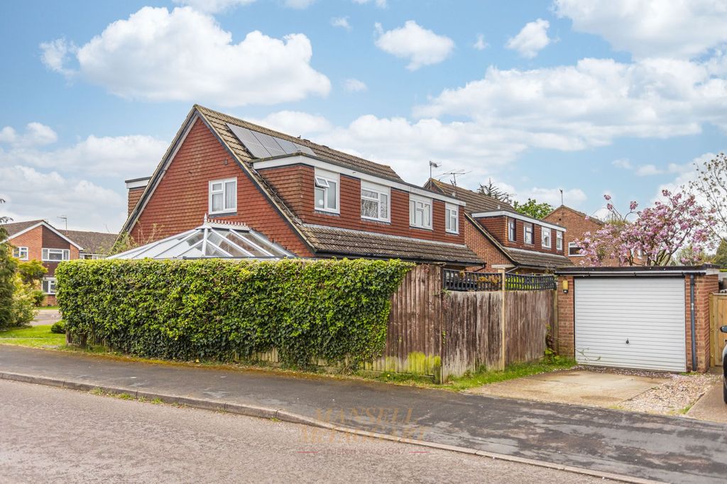 Property photo 2 of 24