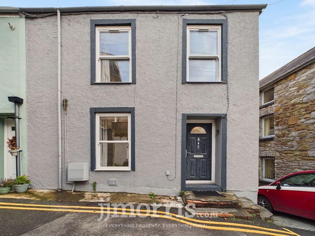 Property photo 1 of 21