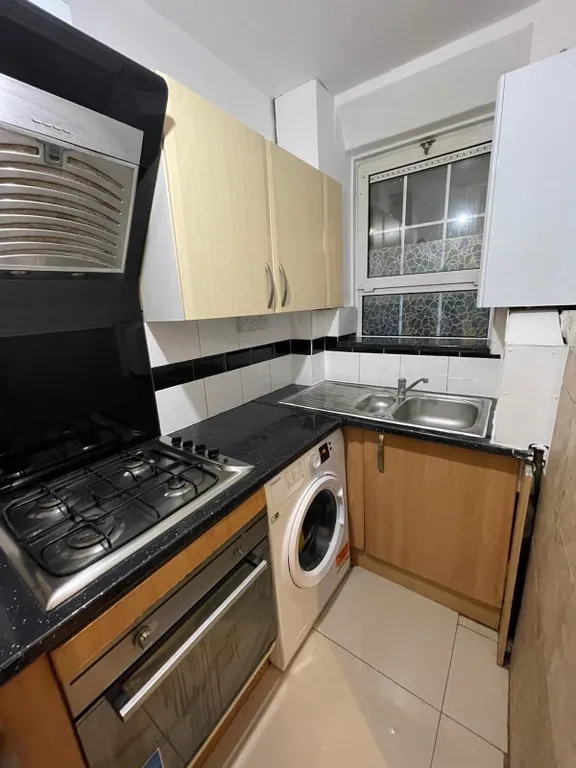 Property photo 3 of 7