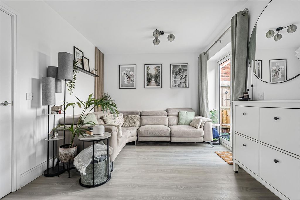 Property photo 2 of 17 23_70508.Jpg