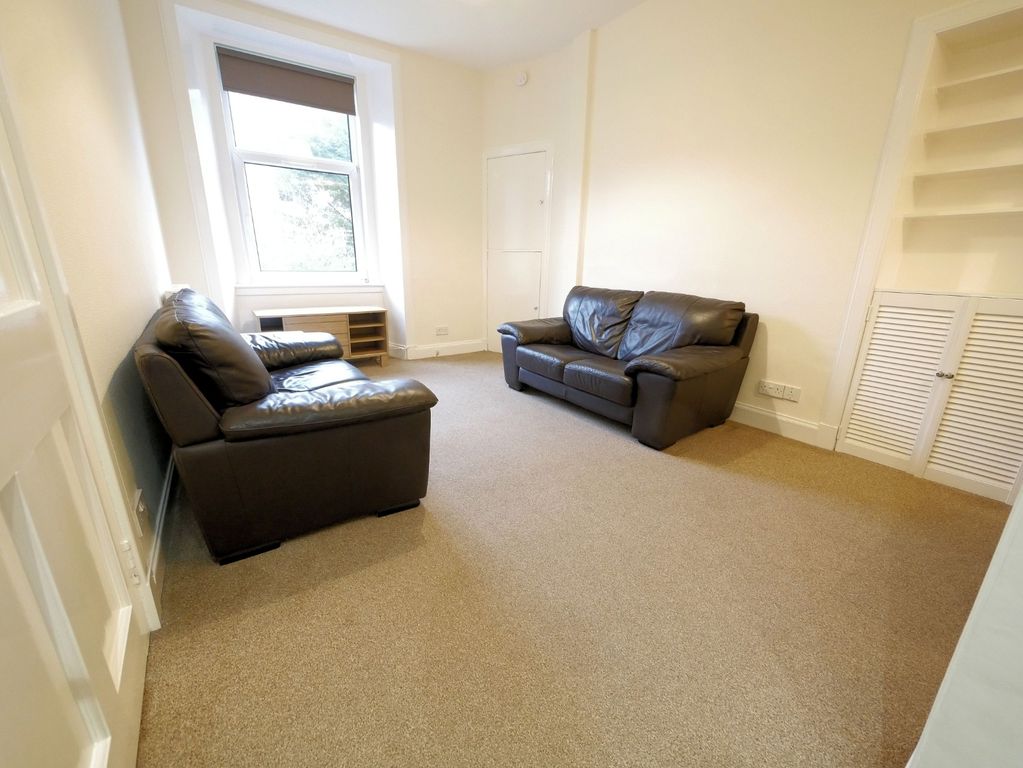 Property photo 2 of 11 Photo 2