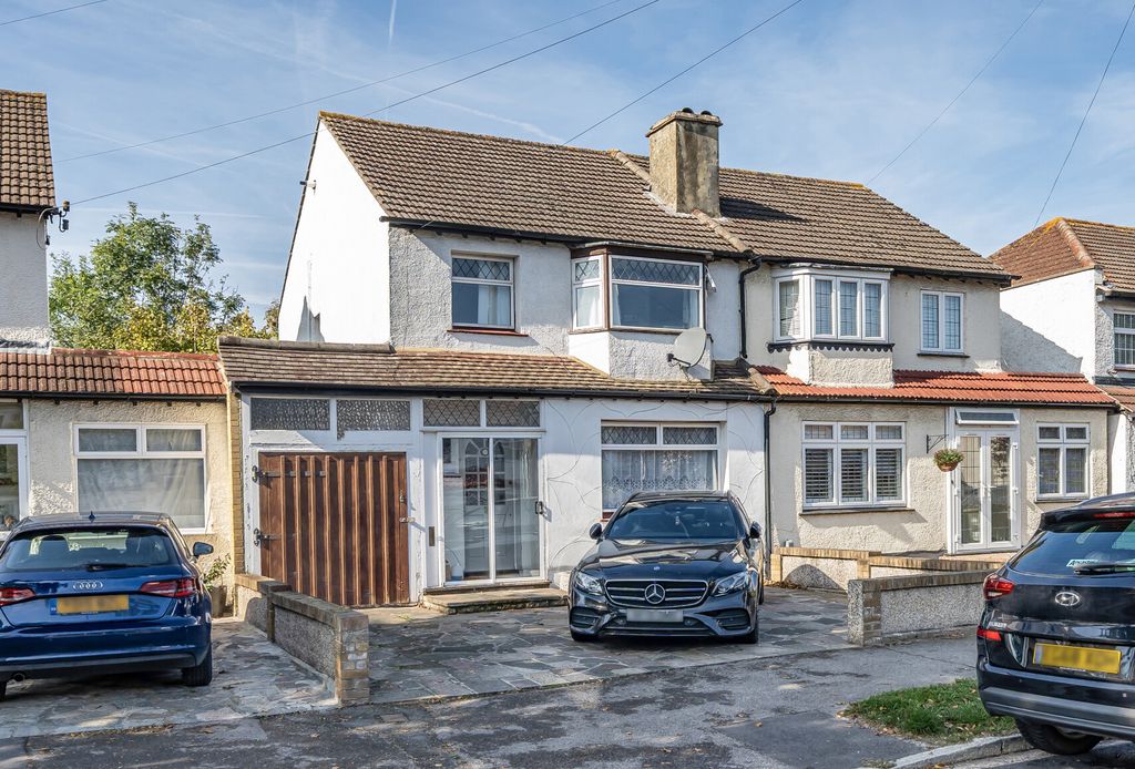 Property photo 1 of 10 1356902-17-68Daae...