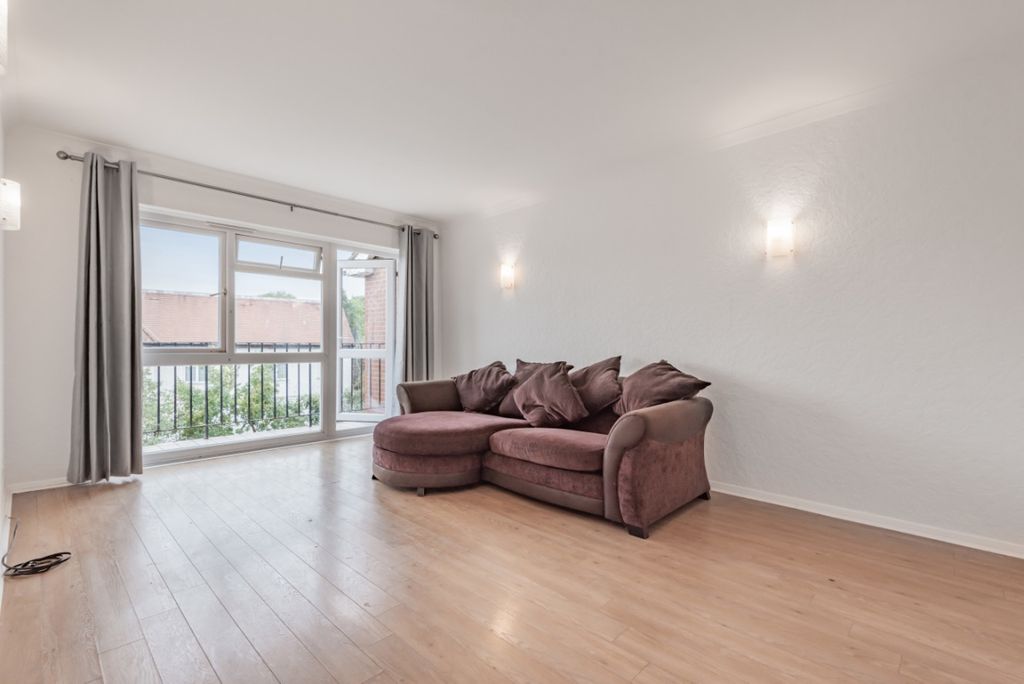 Property photo 2 of 6 651696 (2)