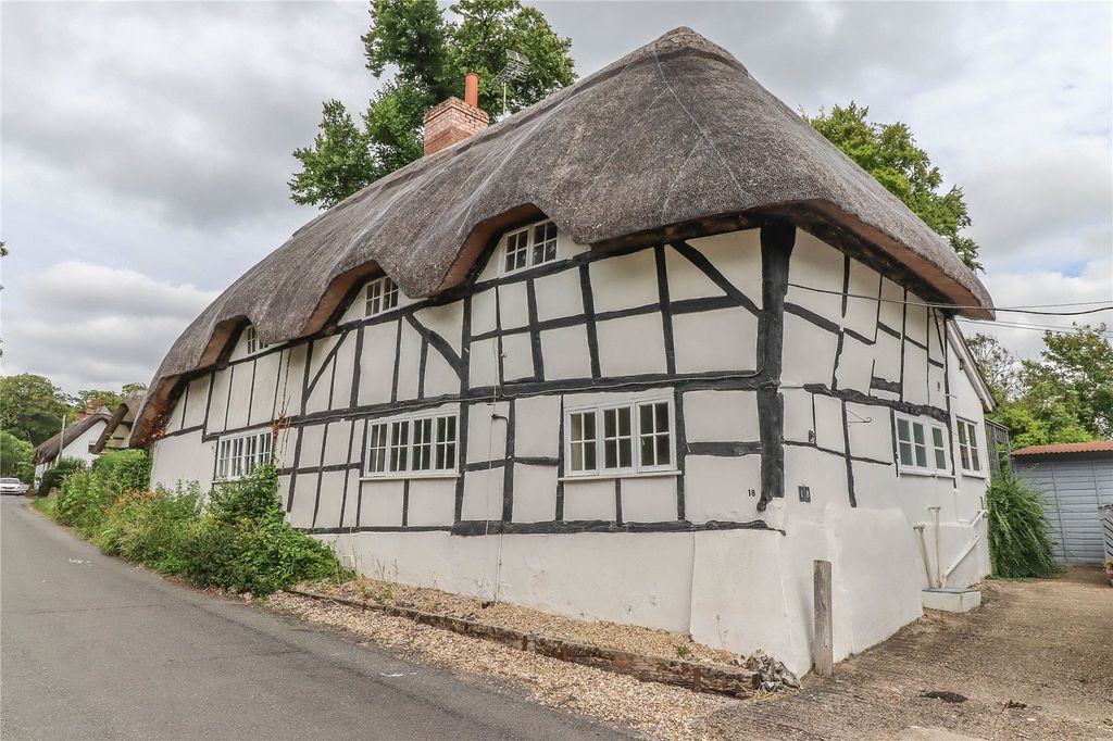 Property photo 2 of 10 Picture No. 13