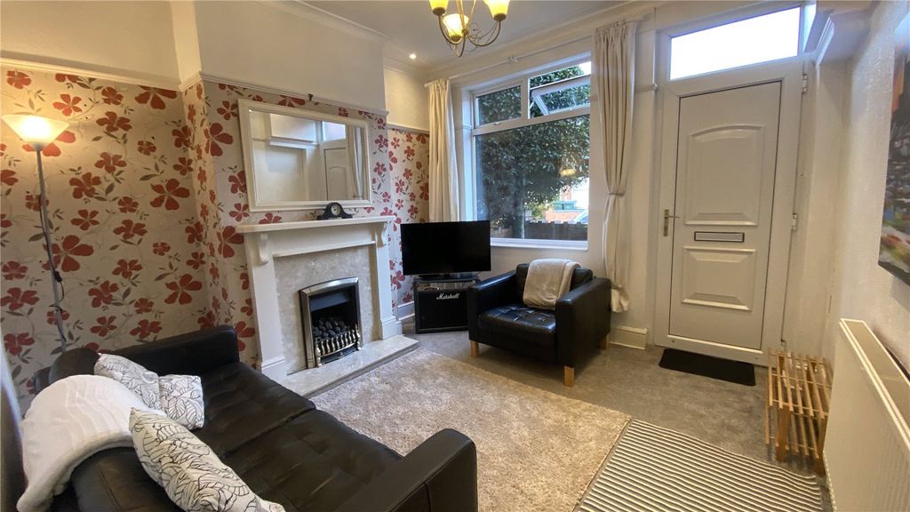 Property photo 3 of 15 Picture No. 06