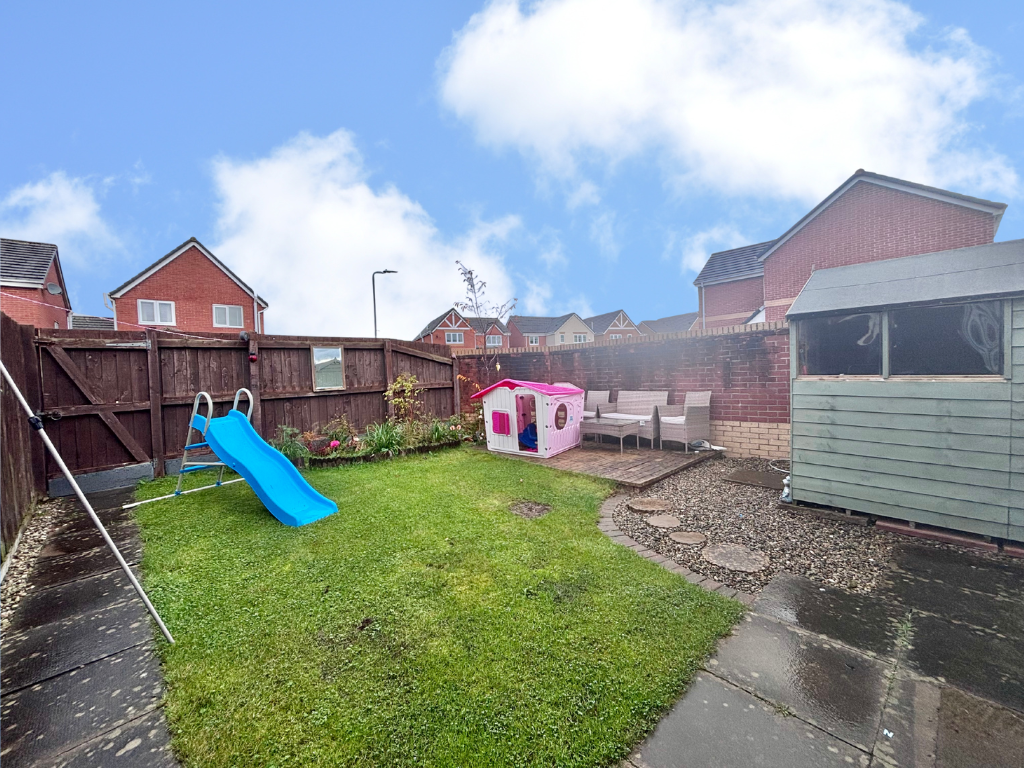 Property photo 2 of 19