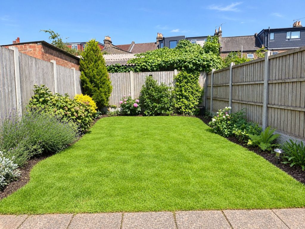 Property photo 2 of 10 Picture No. 33