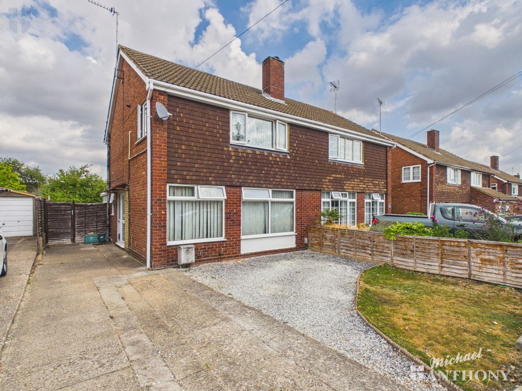 Property photo 1 of 11 Cam03218G0-Pr1148-Still001