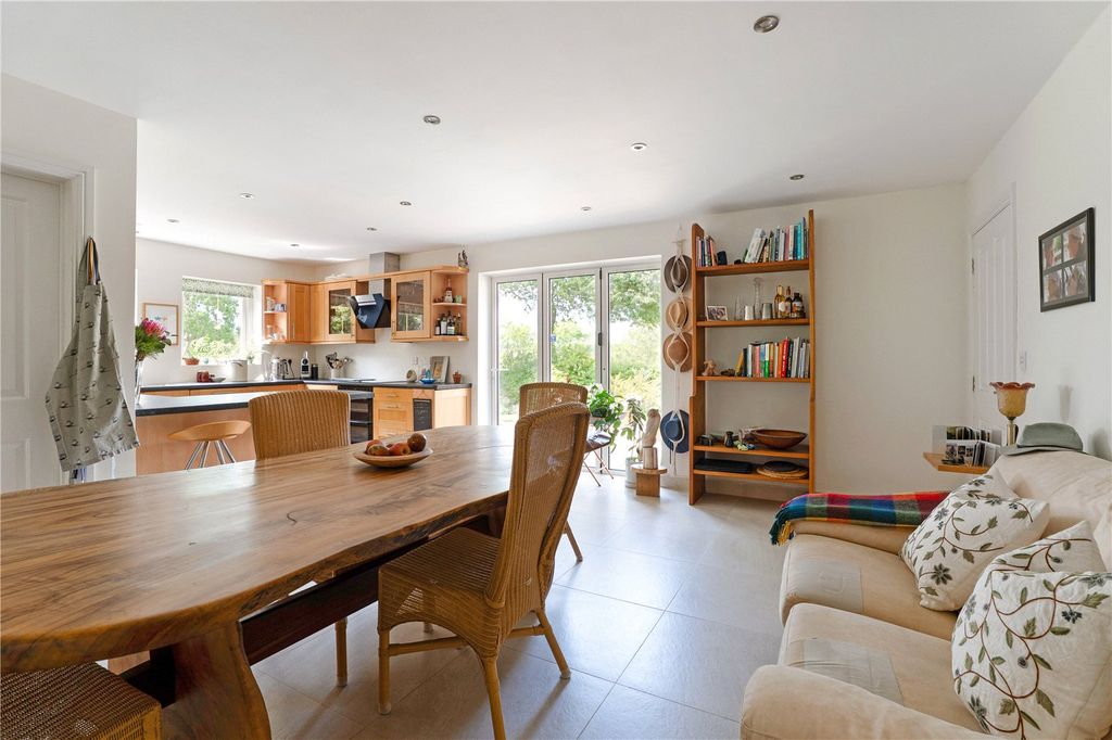 Property photo 3 of 15 Dining Kitchen