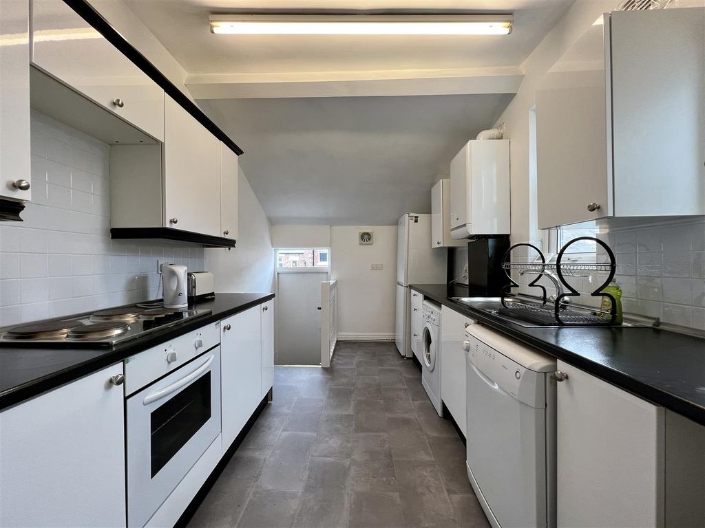 Property photo 2 of 7 Img-6724.Jpg